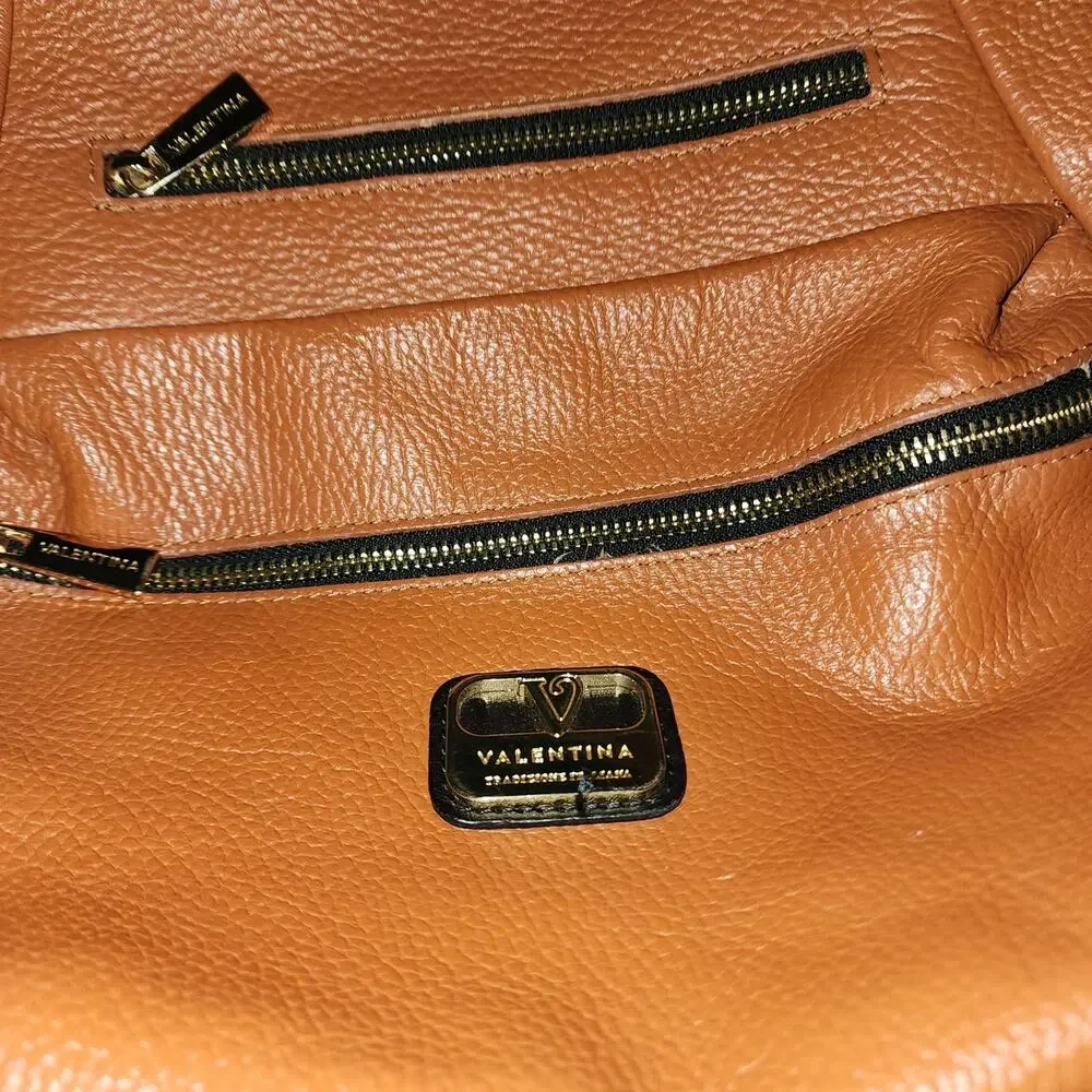 VALENTINA EUC ITALIAN LEATHER CONVERTIBLE BACKPACK SHOULDER BAG